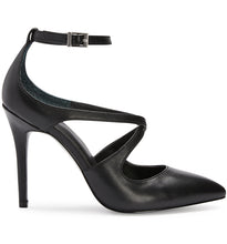 PACKER BLACK