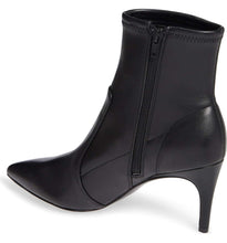 PRIDE BLACK STRETCH LEATHER